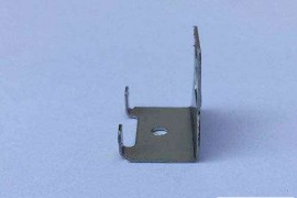 五金冲压件产生毛刺的原因有哪些？如何避免