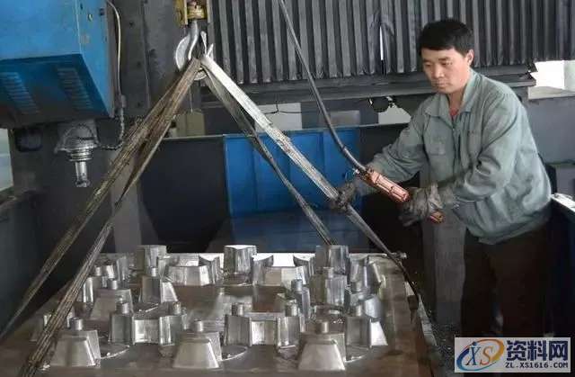 冲压模具设计影响量产结构问题:断螺丝、拉伸破裂、不脱料的解决方案 ...,拉伸,模具设计,冲压,螺丝,第7张 冲压模具设计影响量产结构问题:断螺丝、拉伸破裂、不脱料的解决方案 ...,汽车冲压模具设计团队,拉伸,模具设计,冲压,螺丝,第7张