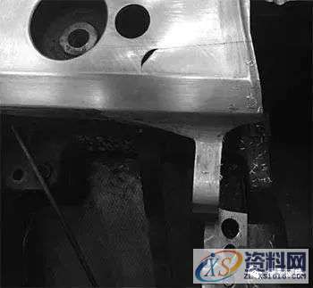 冲压汽车覆盖件修边模铁屑控制的方法,冲压,控制,第4张 冲压汽车覆盖件修边模铁屑控制的方法,冲压,控制,第4张