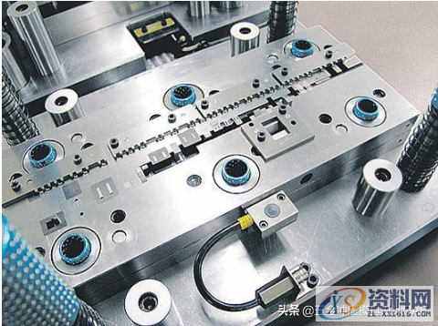 五金模具设计:冲压连续模(级进模)设计细节,导正,冲压,卸料,第3张 五金模具设计:冲压连续模(级进模)设计细节,模具设计:五金冲压连续模(级进模)设计细节,导正,冲压,卸料,第3张