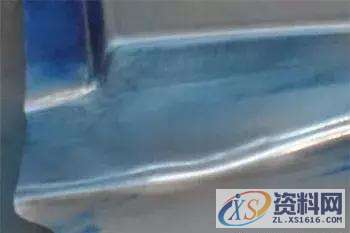 轿车顶盖尾部在拉深整形后出现起皱,原来问题出在这个工序上 ...,制件,整形,成形,工艺,第9张 轿车顶盖尾部在拉深整形后出现起皱,原来问题出在这个工序上 ...,轿车顶盖尾部在拉深整形后出现起皱,原来问题出在这个工序上,制件,整形,成形,工艺,第9张